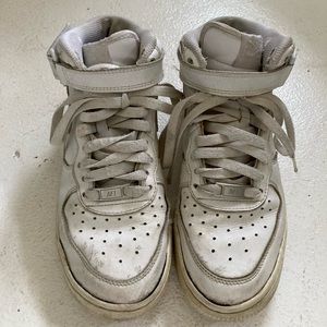 Air Force One high tops Sneakers